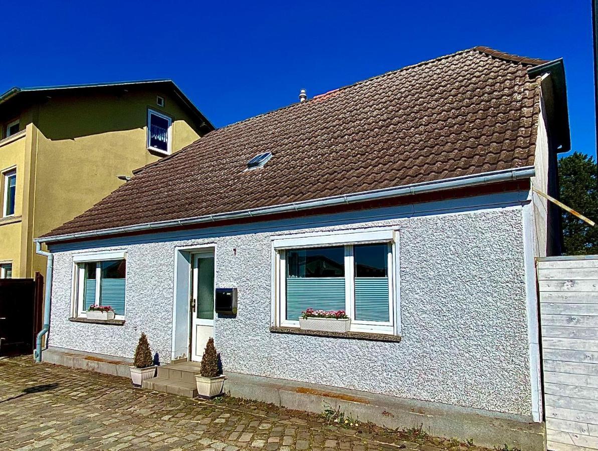 Gemuetliche Ferienwohnung Sagard Exterior foto