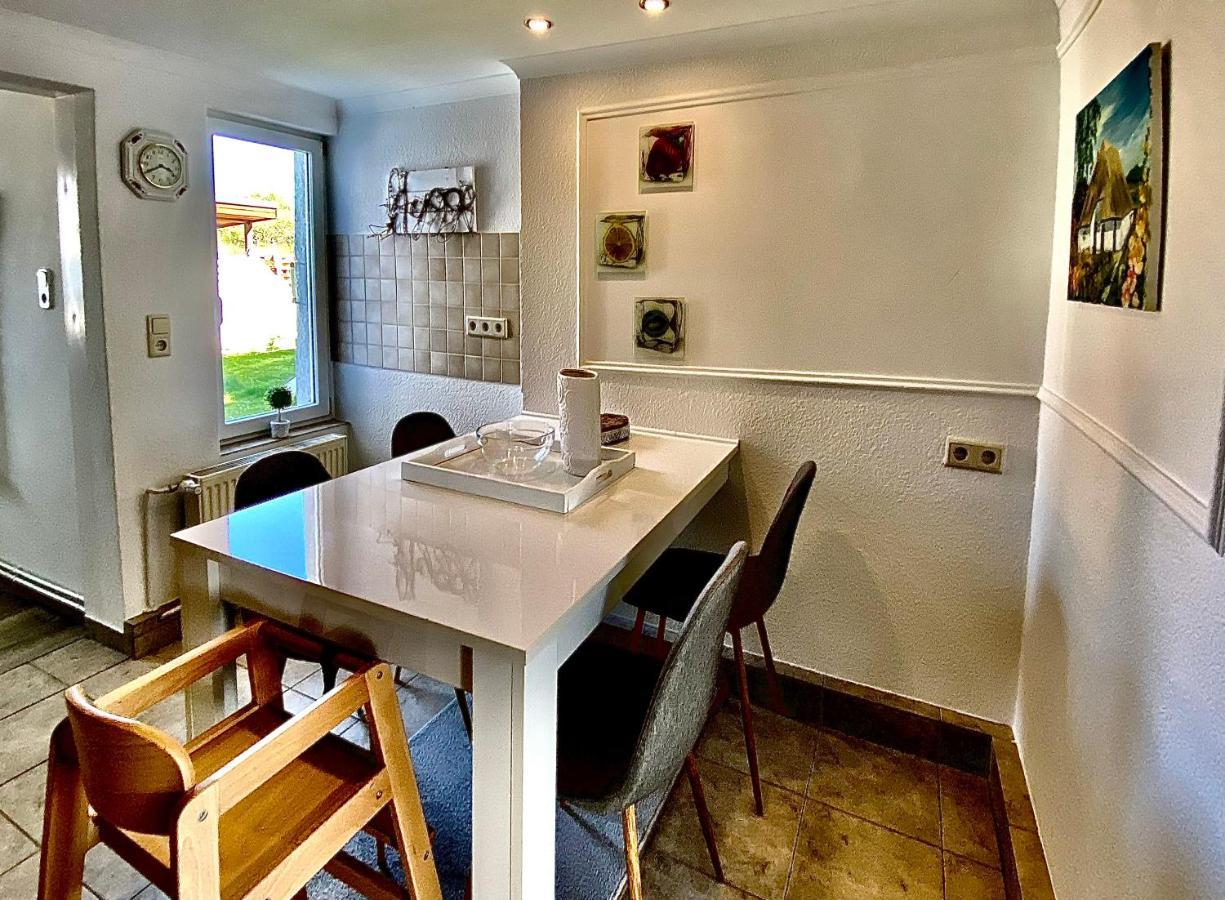 Gemuetliche Ferienwohnung Sagard Exterior foto